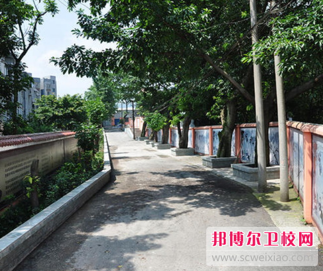 重庆沙坪坝区2022年适合女生的卫校专业