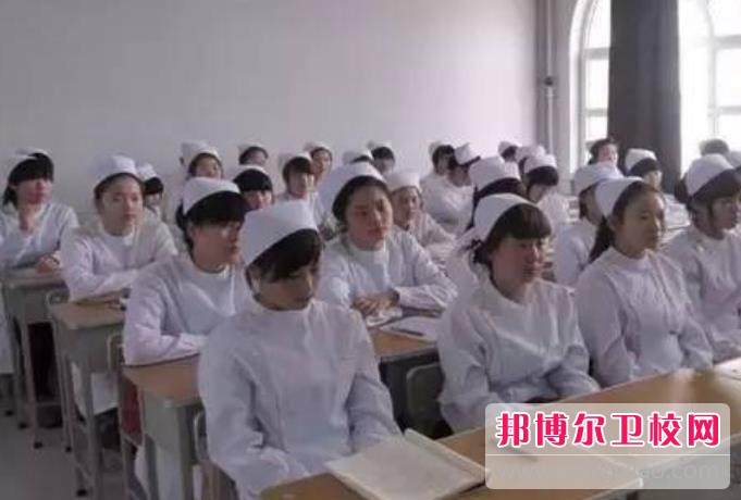 广州2020年卫校一般读几年