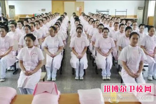 广州2020年中学毕业读什么卫校