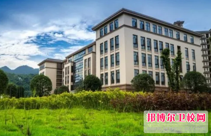 2023年重庆大专卫校都有哪些学校