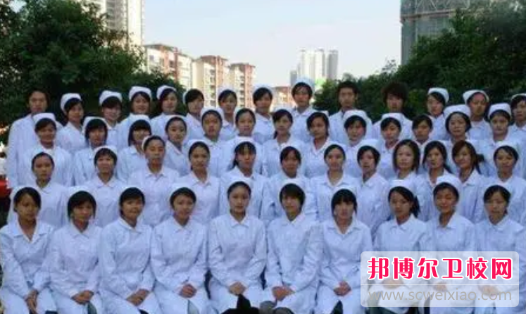 2023年重庆卫生学校护理专业介绍