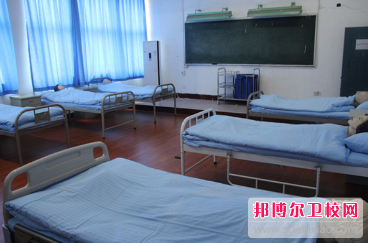 2023年重庆知行卫生学校护理专业介绍