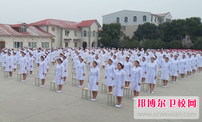 2023年如何报名四川省红十字卫生学校
