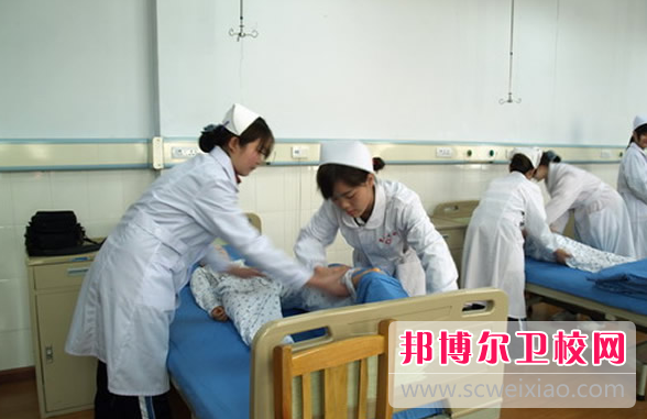 2023怎么报名四川省的护理专业