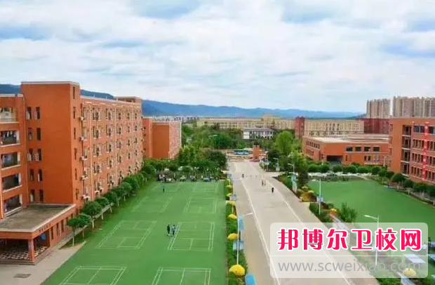 2023年四川可以升大学的卫校有哪些