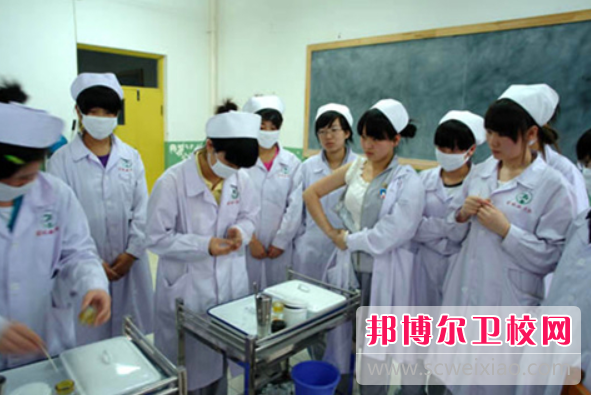 2023四川省成都市卫生学校的专业设置如何