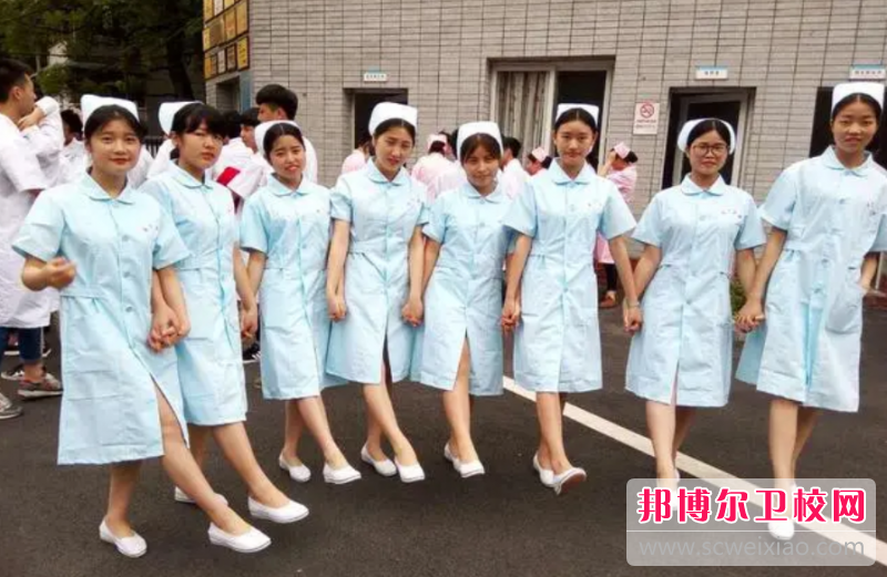 重庆卫生学校的3+2学制助产专业招生情况(2023参考)