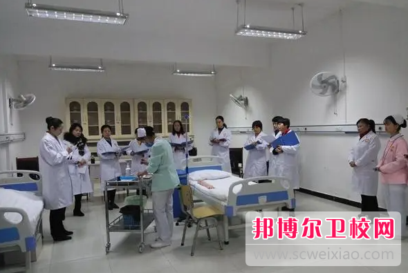 2023年重庆初中生读护理学校怎么样