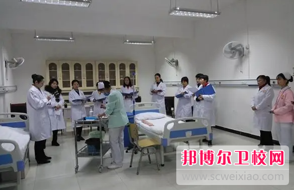 2023年重庆哪个护理学校就业最好