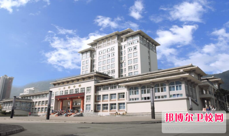 四川2023年可以读护理学校的大专学校