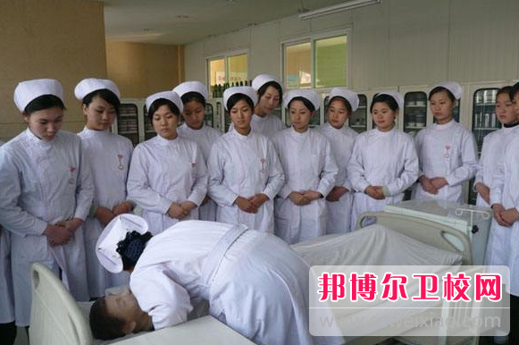 贵州2023年初中生能不能读护理学校