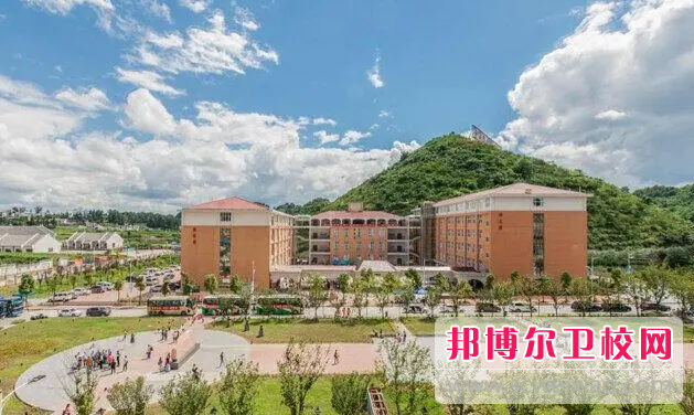贵州2023年初中生可以考什么护理学校