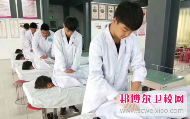 贵州2023年男生初中毕业上护理学校