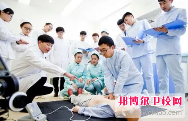 云南2023年护理学校有什么专业适合男生