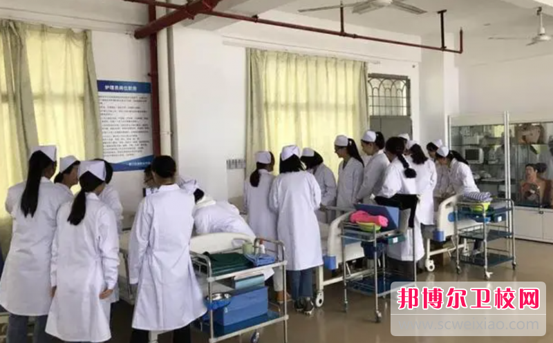 云南2023年女生读护理学校好不好
