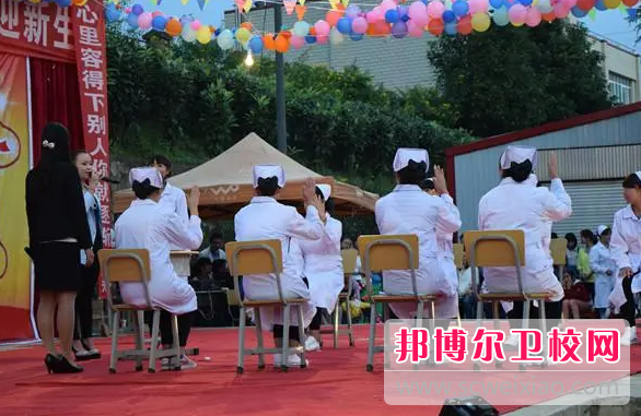 云南2023年护理学校毕业好不好找工作