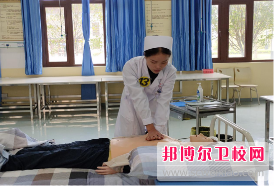 江苏2024年护理学校有哪些专业可以学