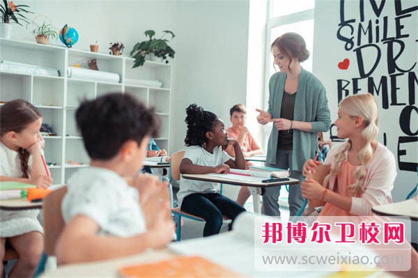 2024郑州排名前四的公办护理专业学校名单