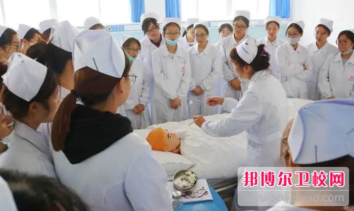 湖南2024年护理学校毕业是什么文凭